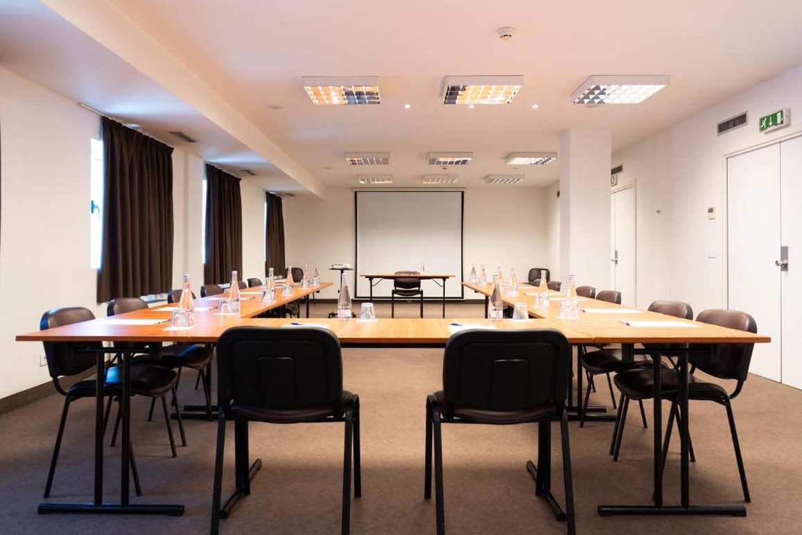 Park Hotel Porto Valongo 50/53