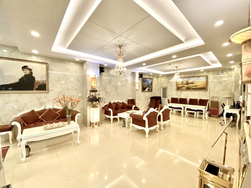 Tulip Hotel 2 47/66