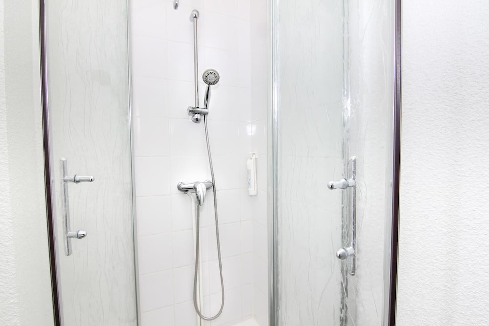 IBIS BUDGET BESANCON NORD ECOLE VALENTIN 31/41