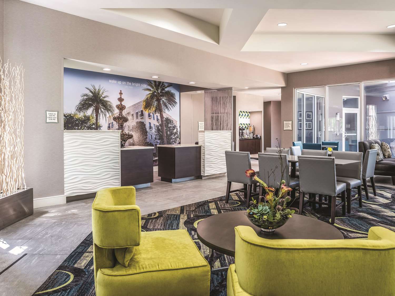 La Quinta Inn & Suites by Wyndham Orlando Lake Mary 13/20