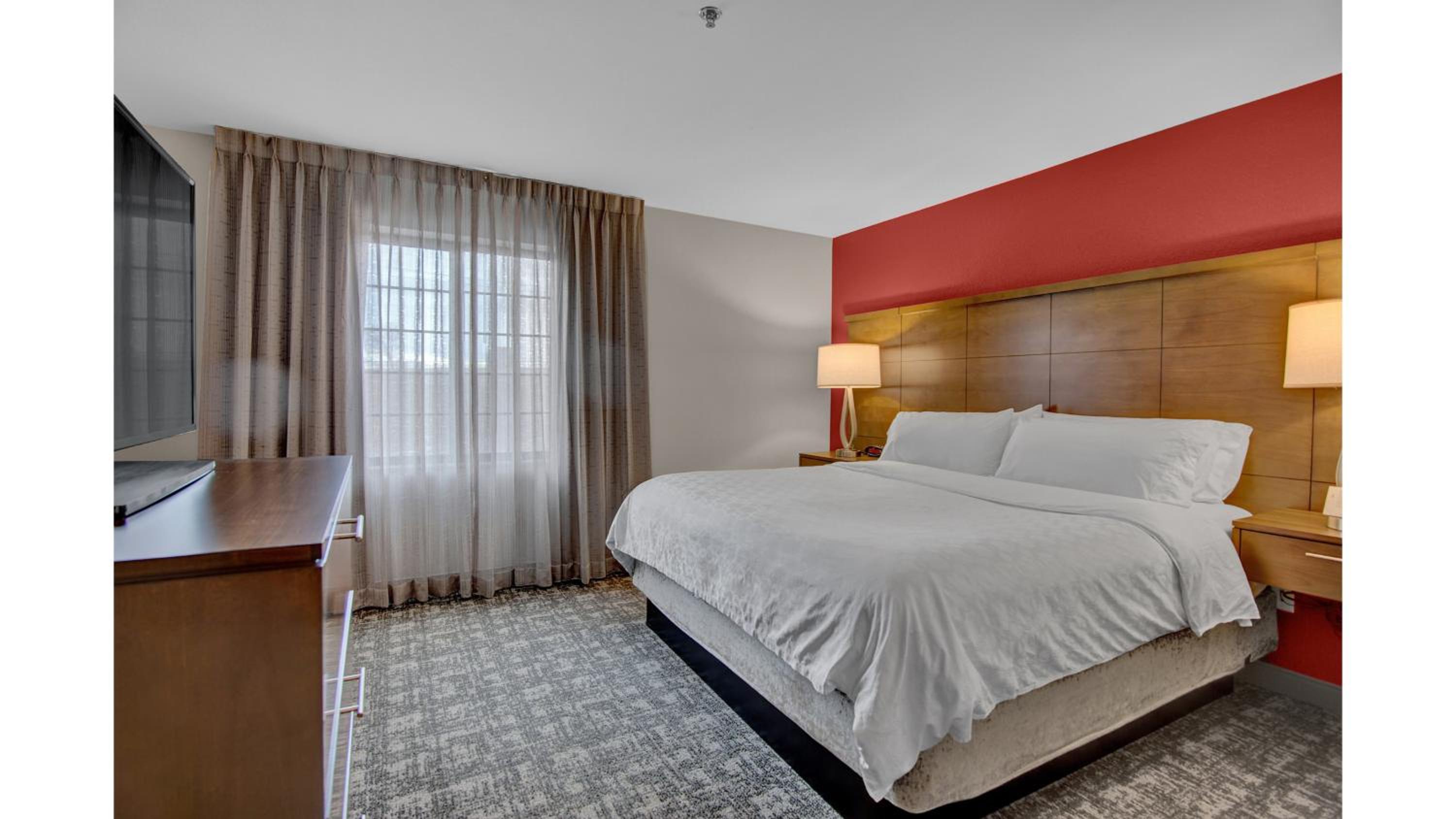 جناح بسرير كينج بغرفتي نوم لذوي الإعاقة، Staybridge Suites Salt Lake-West Valley City 2/10
