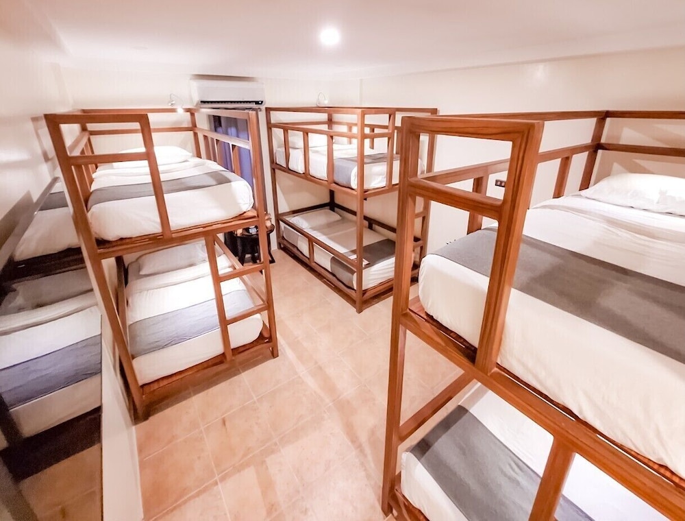 Boracay Ocean Club Beach Resort 44/77