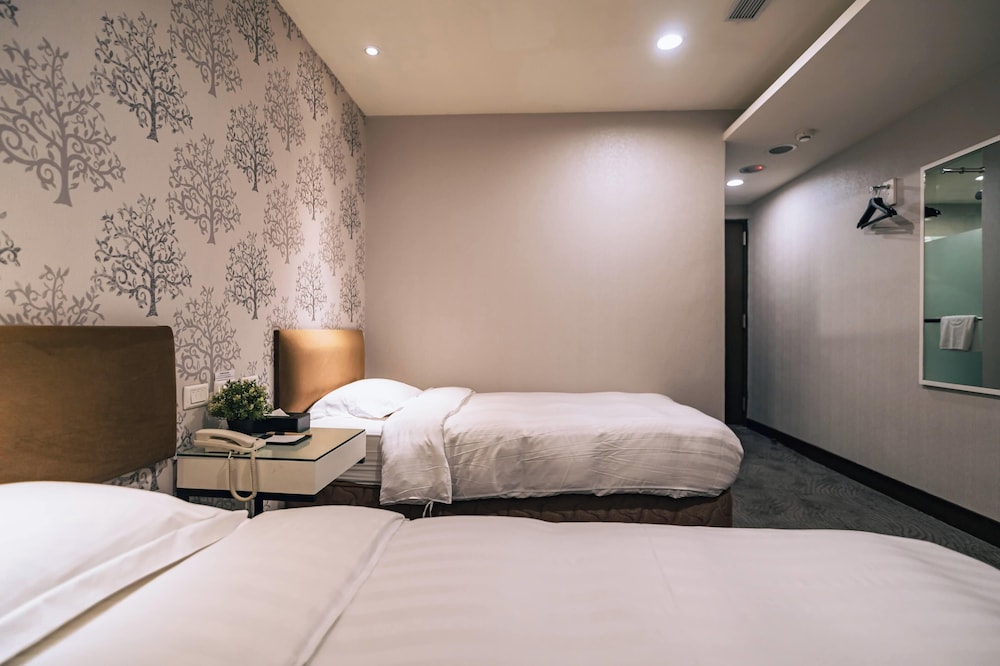 ECONOMY, TWIN BEDS