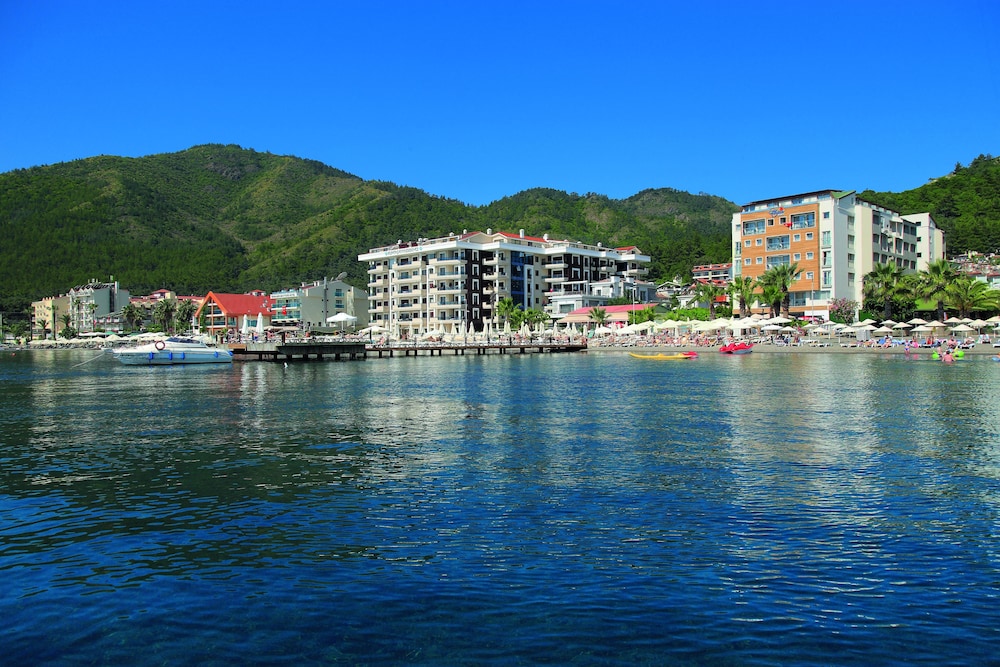 Cettia Beach Resort - Adults only 48/50