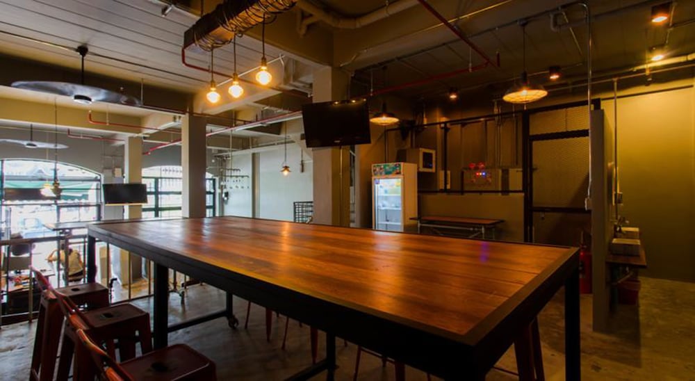 Bloo Hostel 5/61