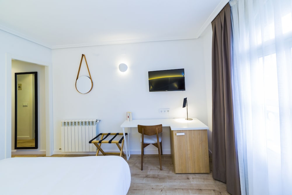 Hotel Canitas Maite Gastronomico 16/38