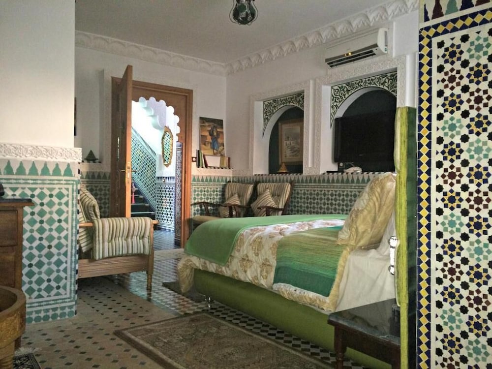Malabata Guest House 18/47