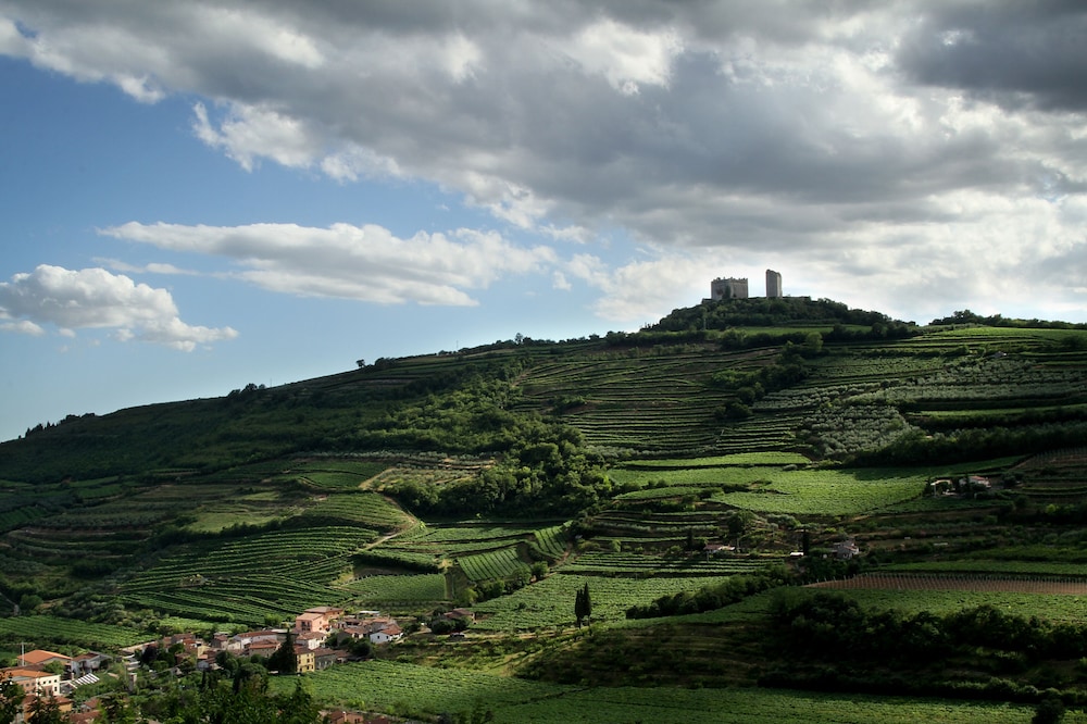Villa Di Cazzano 53/58
