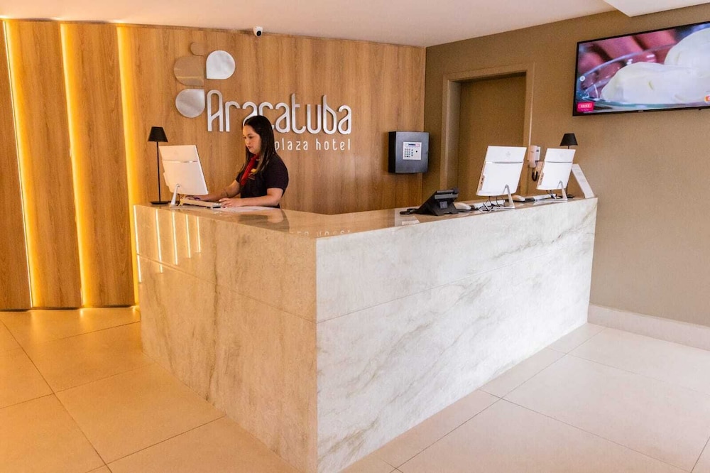 Aracatuba Plaza Hotel 8/74