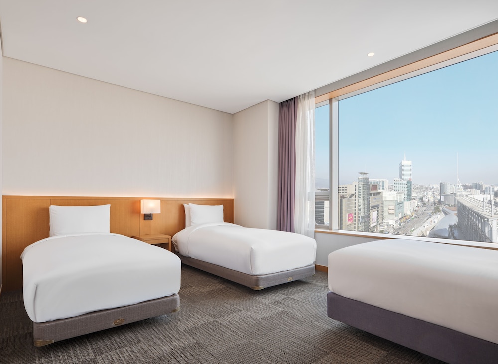 Deluxe, Triple, 3 Beds, No Parking, High Floor