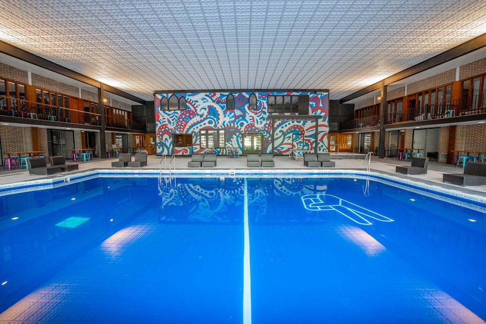 The Highlander Hotel Iowa City, an Ascend Collection Hotel 33/58