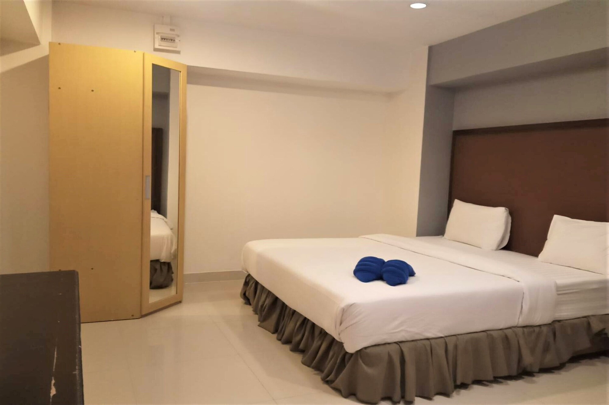 Vip, King Bed