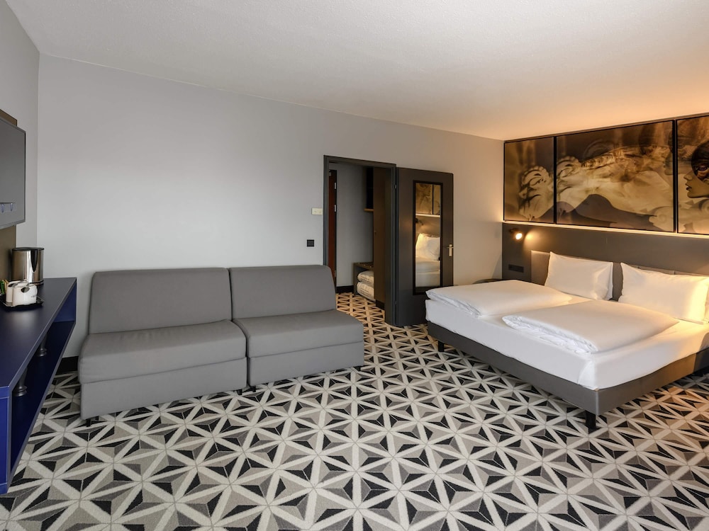 Mercure Hotel Freiburg Am Munster 73/73