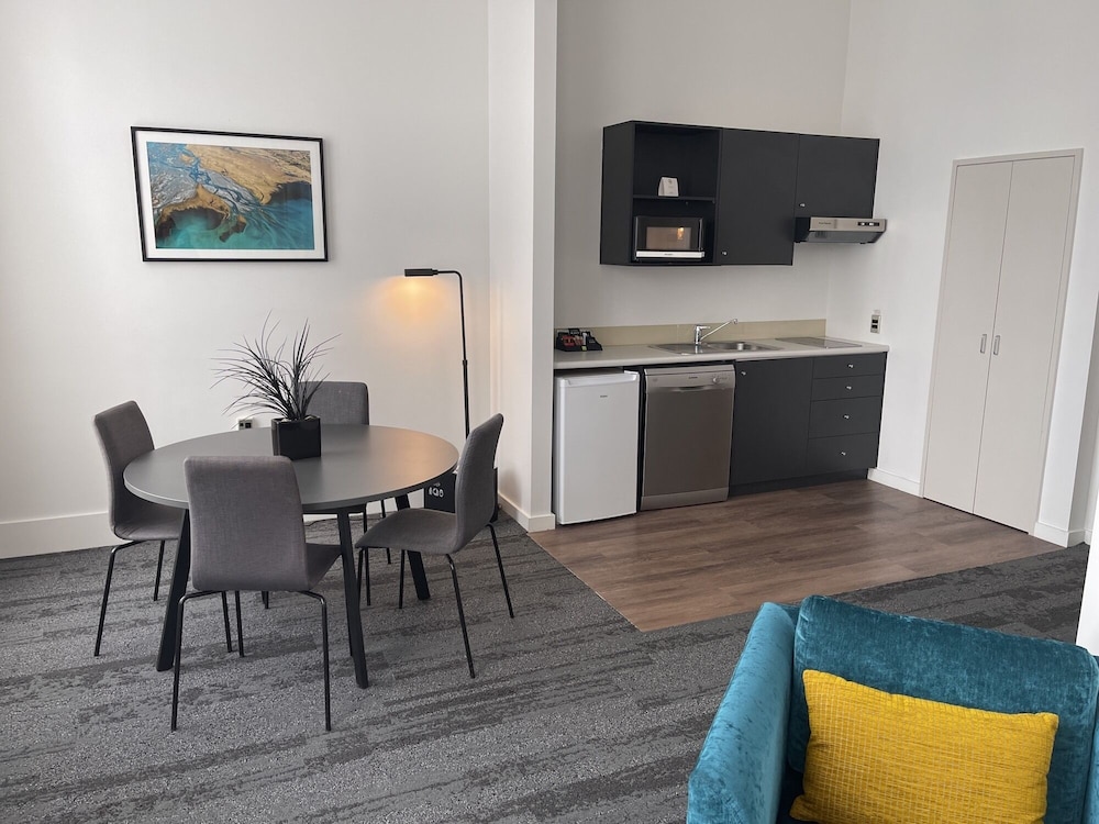 Quest Invercargill Serviced Apartments 62/65