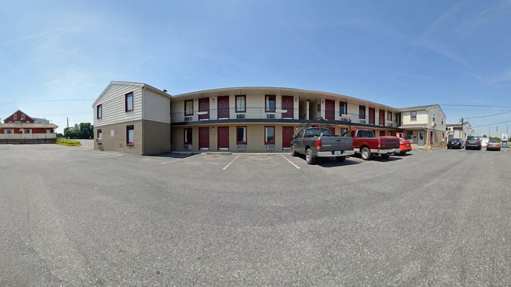 Americas Best Value Inn Lancaster photo2