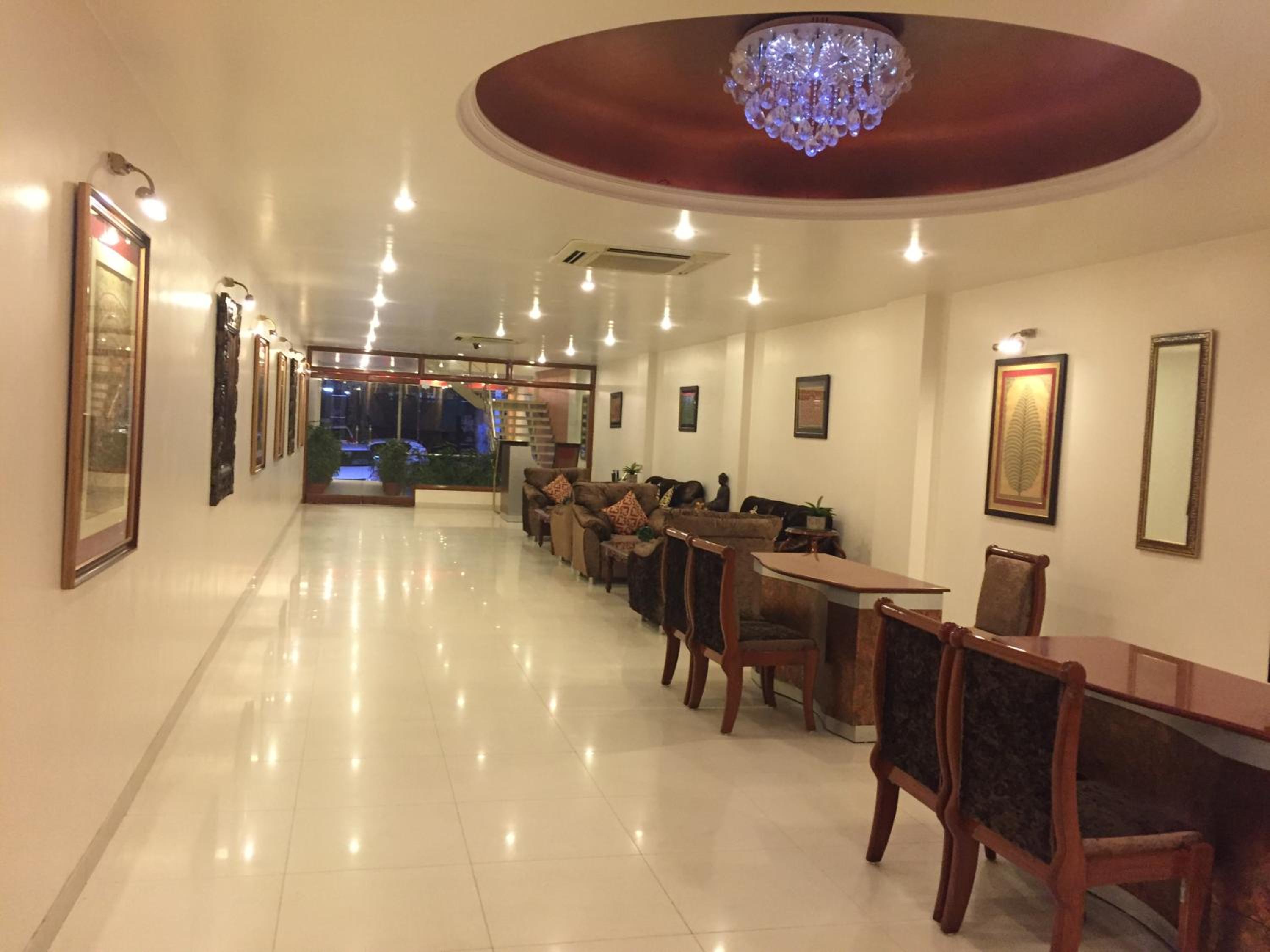 Hotel Sarthak 21/36