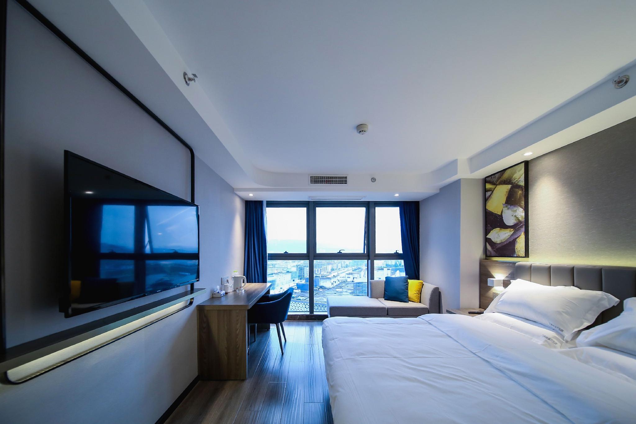 7 days premium hotel(Chongqing T3 terminal store) 19/55