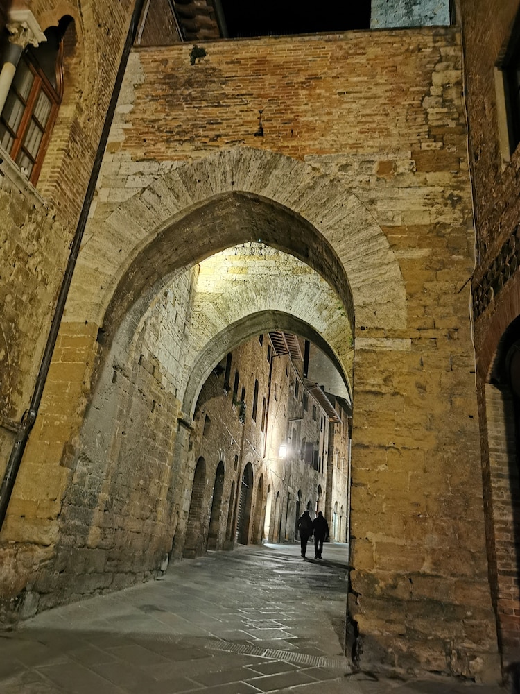 Residenza D'epoca Palazzo Buonaccorsi 22/46
