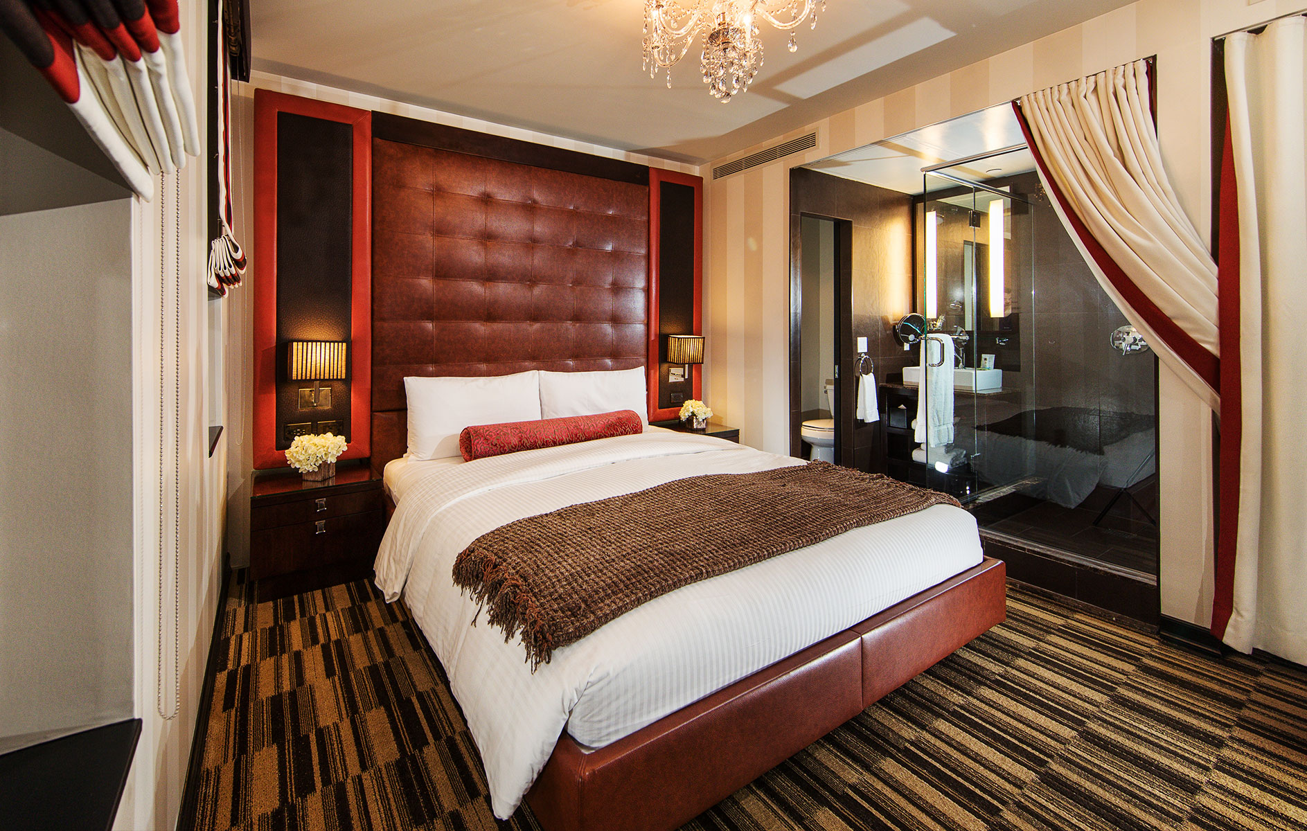 Sanctuary, King Bed