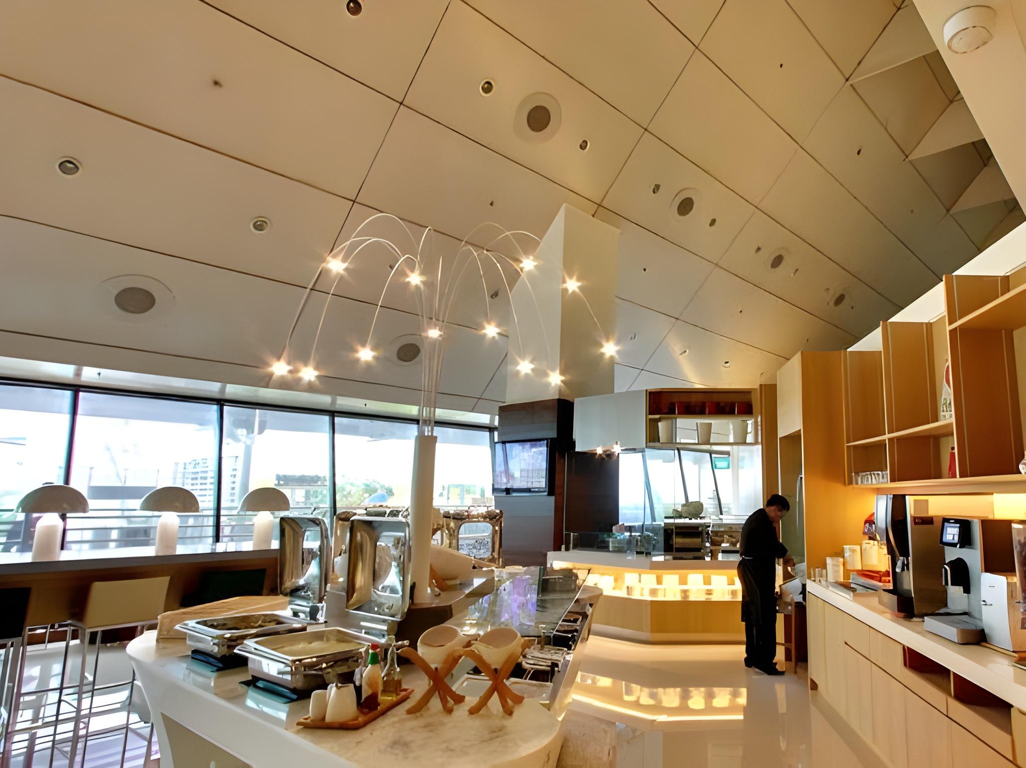 Ambassador Transit Lounge Singapore T3 30/39