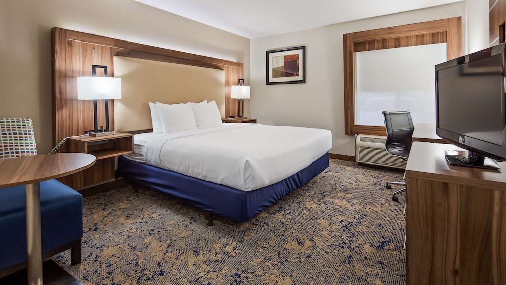 Best Western Plus Kansas City Airport-Kci East 14/43