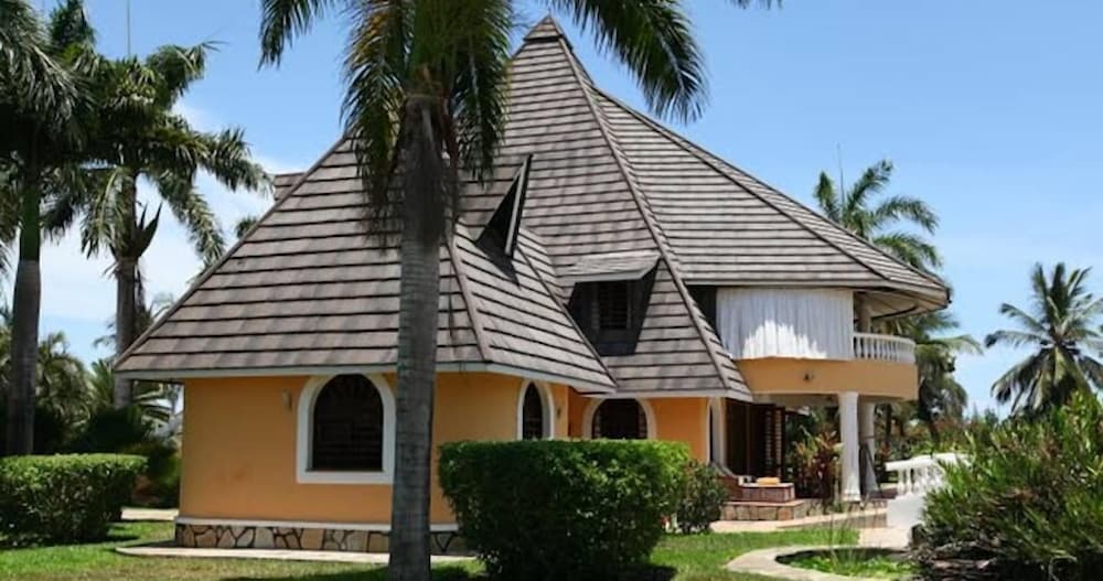 Sunset Villa Diani 2/50