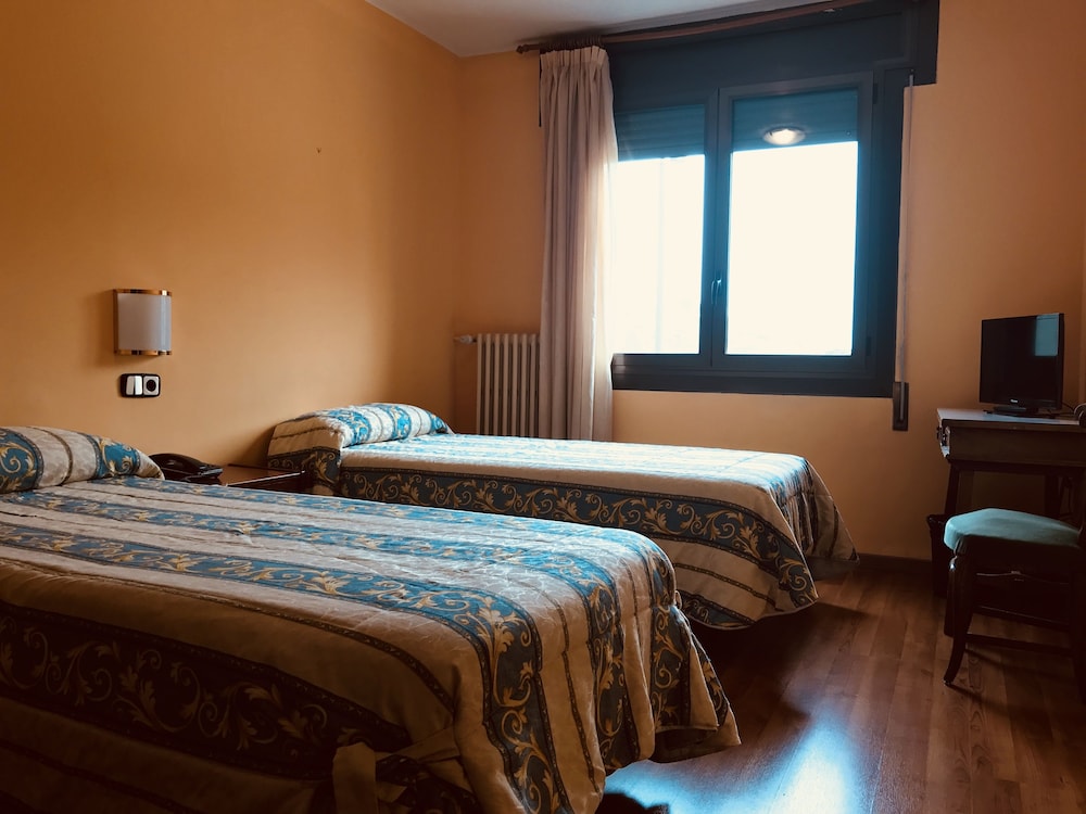 Refugi Dels Isards Hotel 12/39