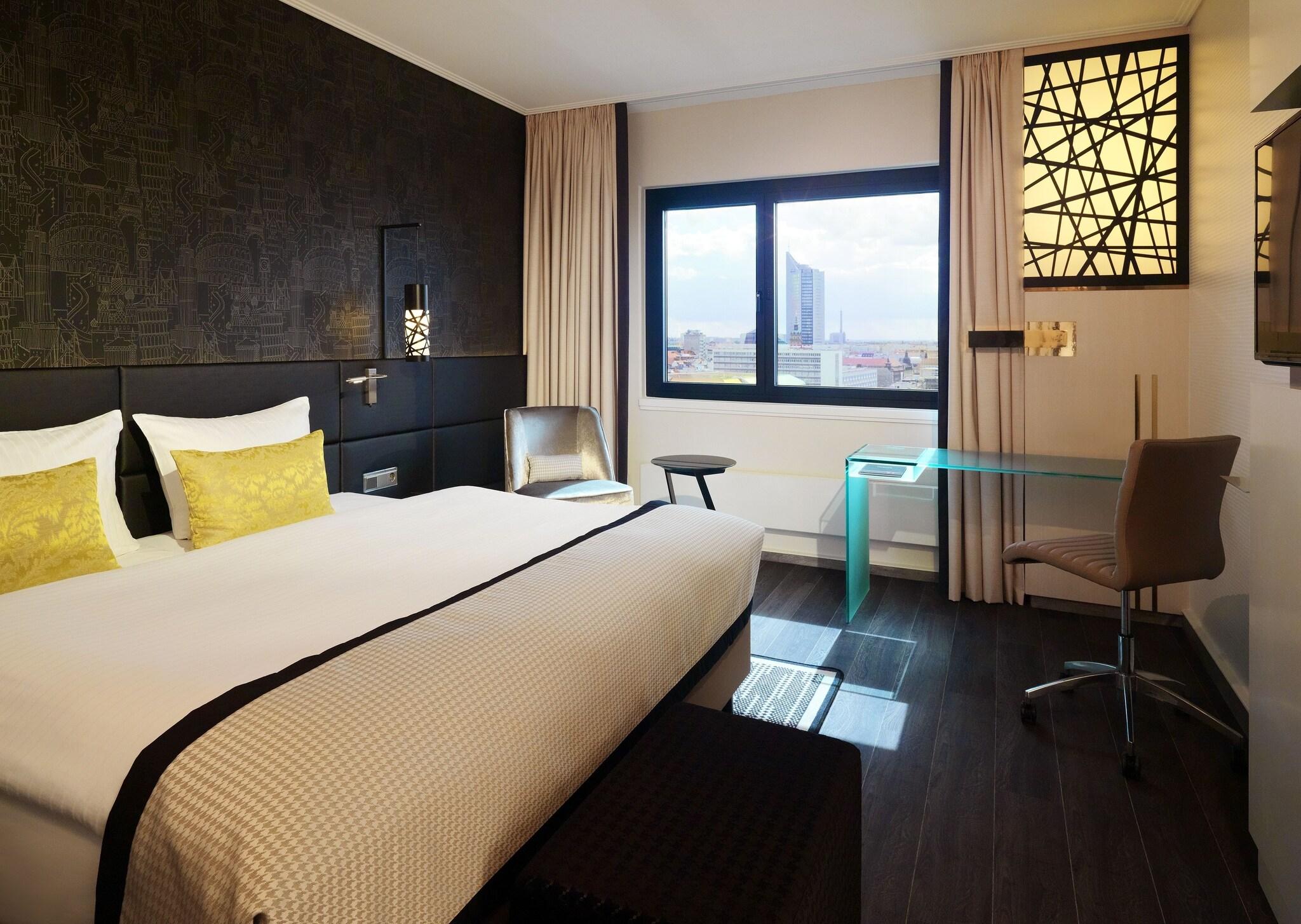 Deluxe, Double Bed