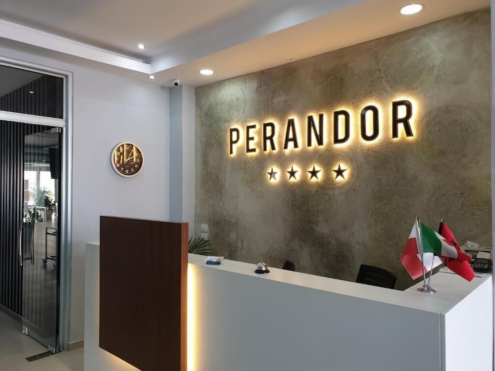 PERANDOR BEACH HOTEL 10/64