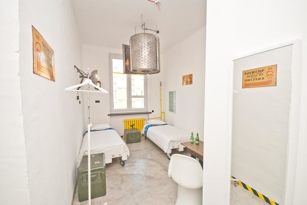Lofthotel Przychodnia 20/22