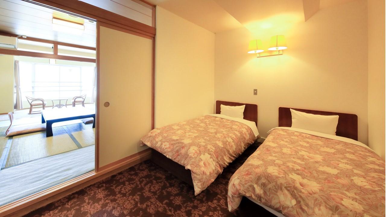 Semi Room, Western, Twin Beds, Lake View