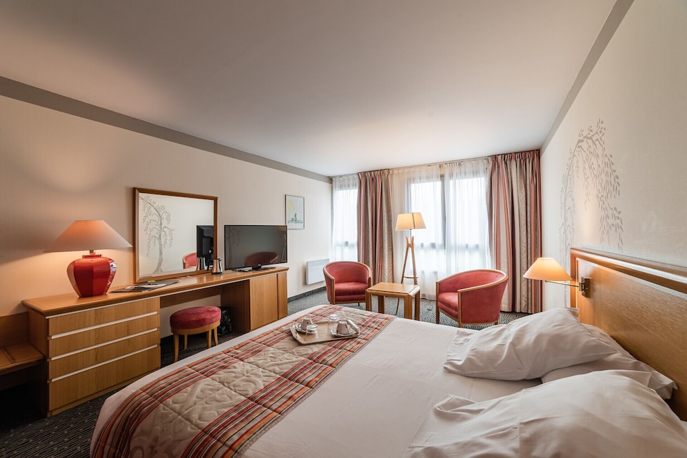 Domaine de La Foret D Orient Natur Hotel Golf Spa 11/55