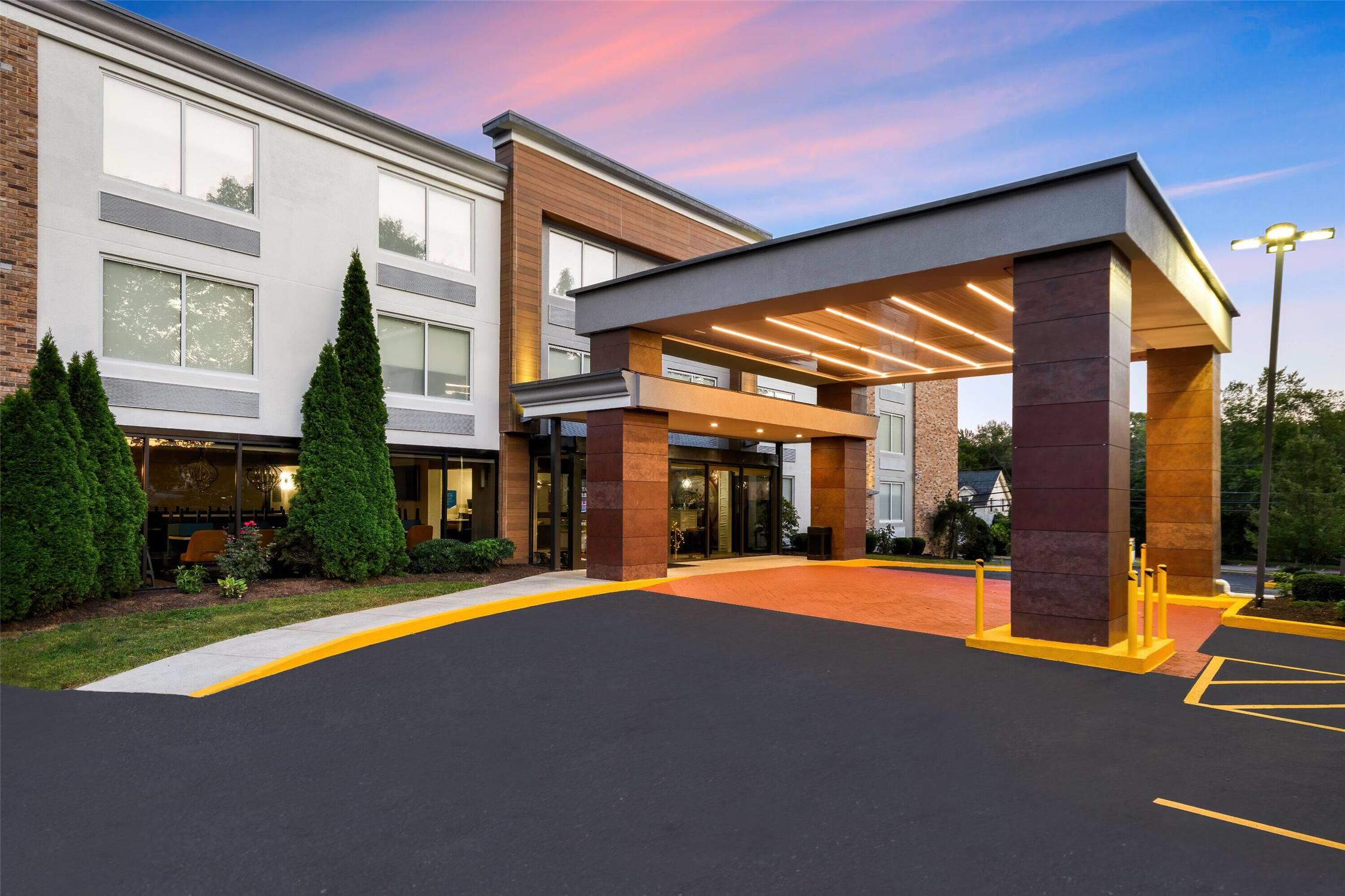 La Quinta Inn & Suites by Wyndham Sturbridge 40/50