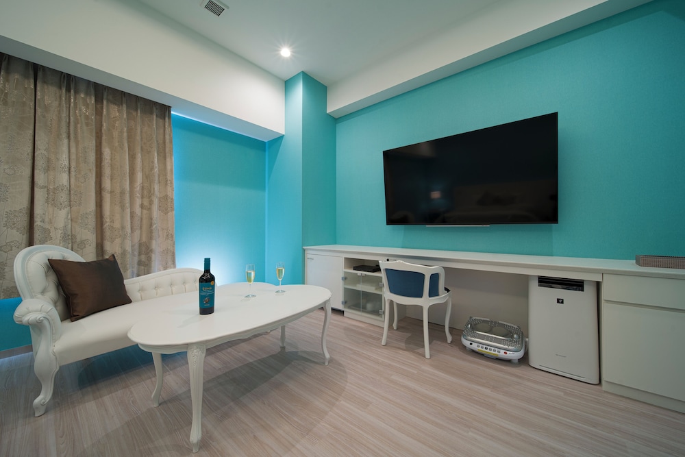HOTEL LA SCALA 49/57