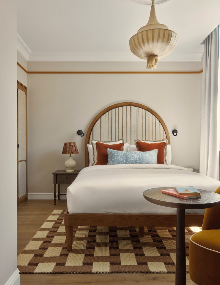 Miiro Le Grand Hôtel Cayre 20/50