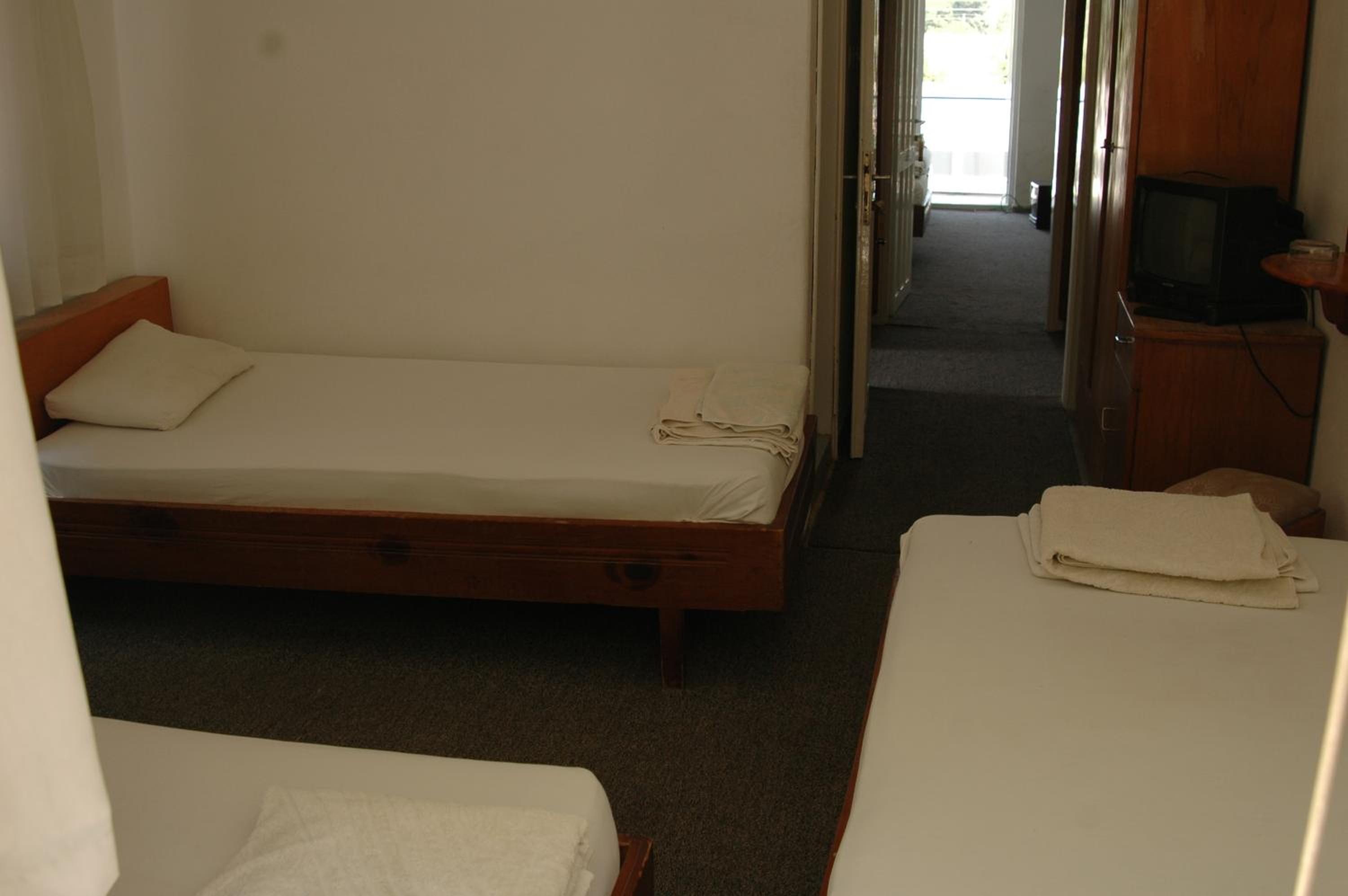 Kiyak Hotel 32/33