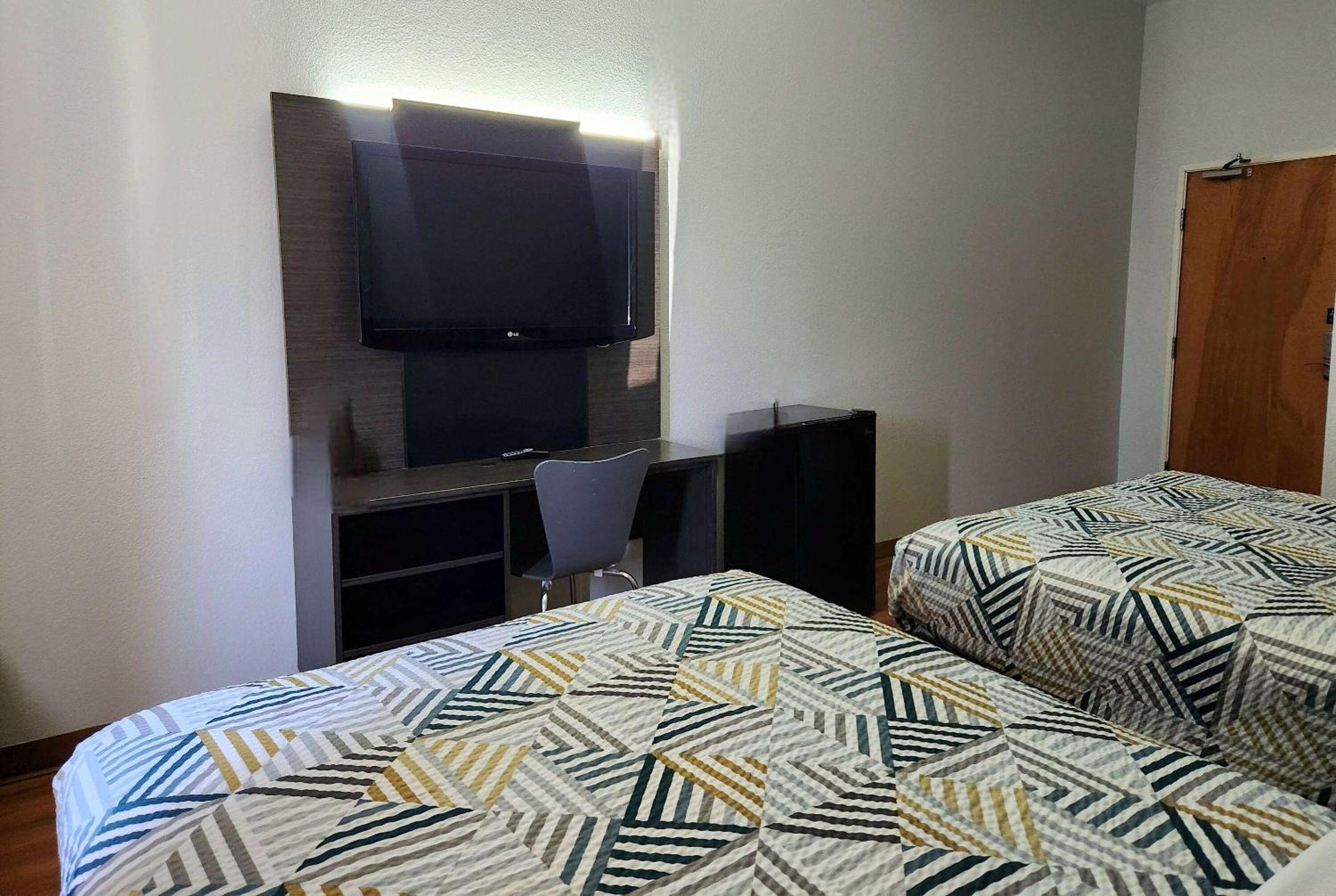 Baymont by Wyndham San Antonio Airport 34/44