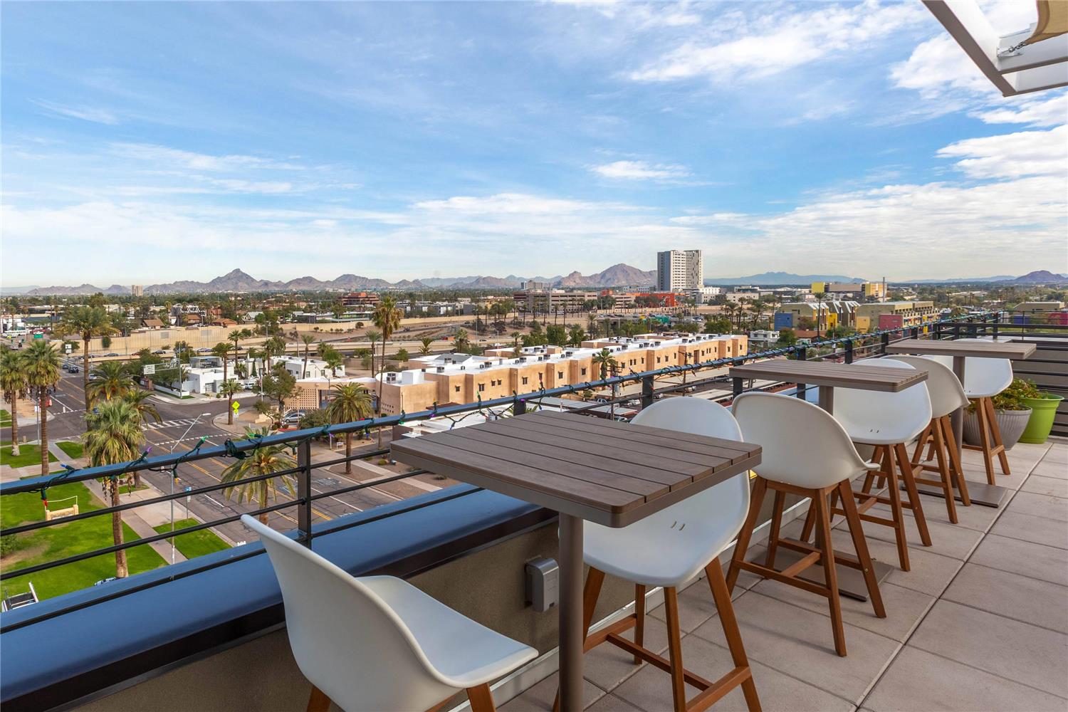 Cambria Hotel Downtown Phoenix Convention Center 34/48