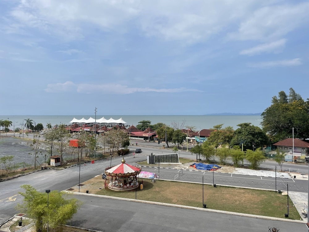 Putra Brasmana Hotel 24/29