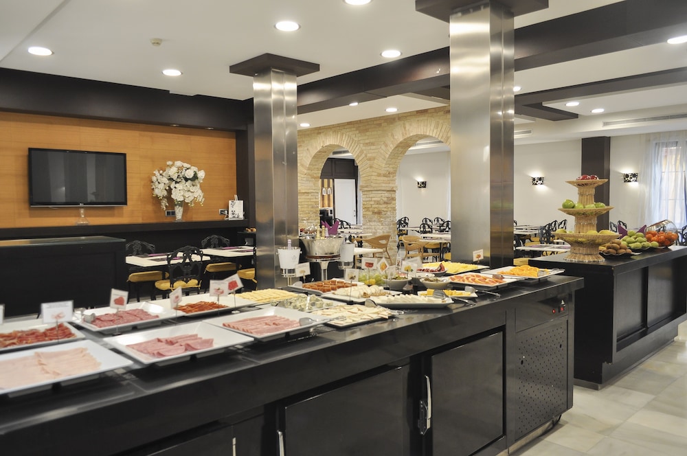 San Gil Hotel 43/56