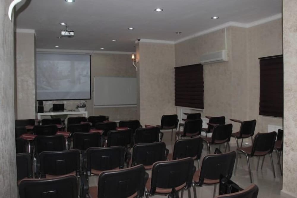Hotel Zileli 60/71