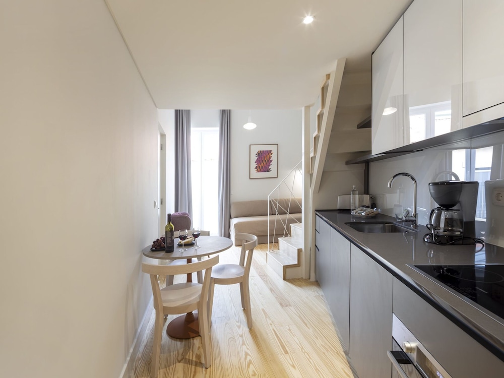 Lisbon Serviced Apartments Santos 31/50