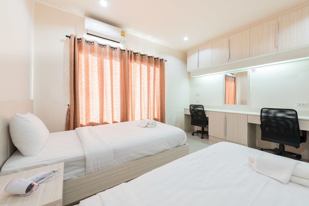 At One Hotel Chiangrai 10/21