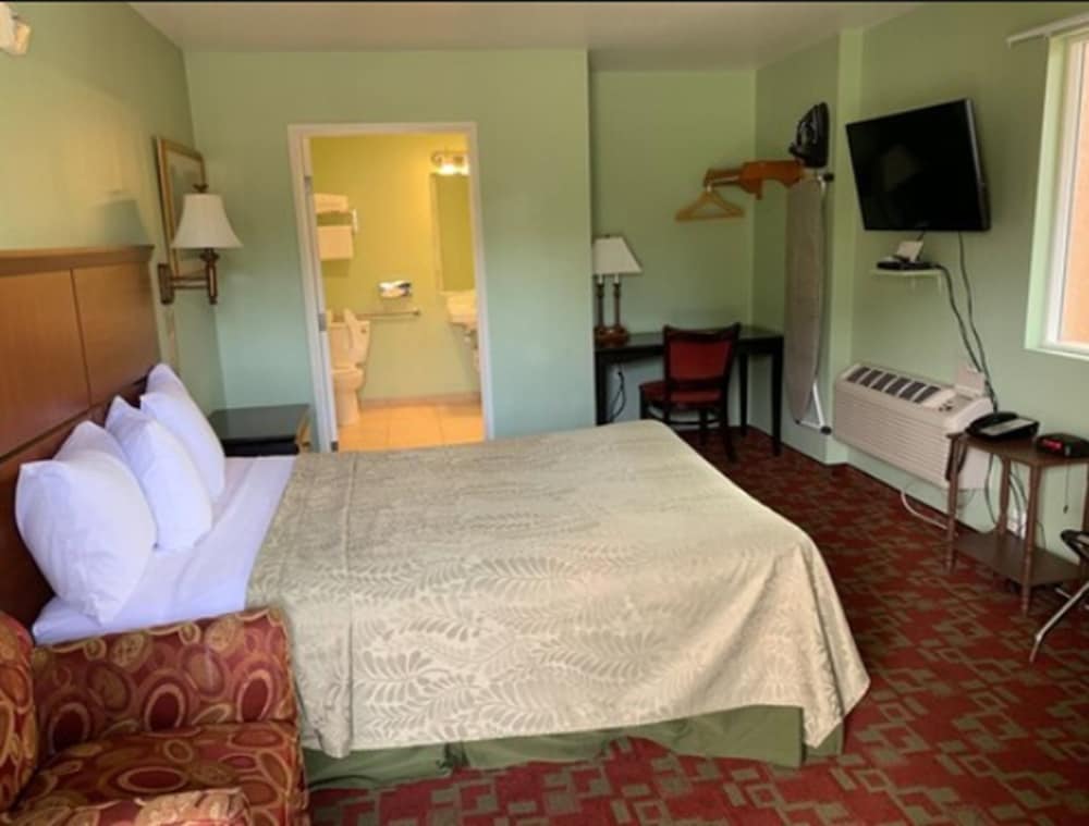 Rancho California Inn 23/43