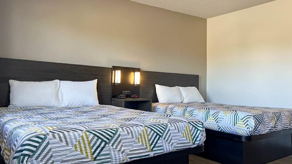 Motel6 Selma, CA 13/57