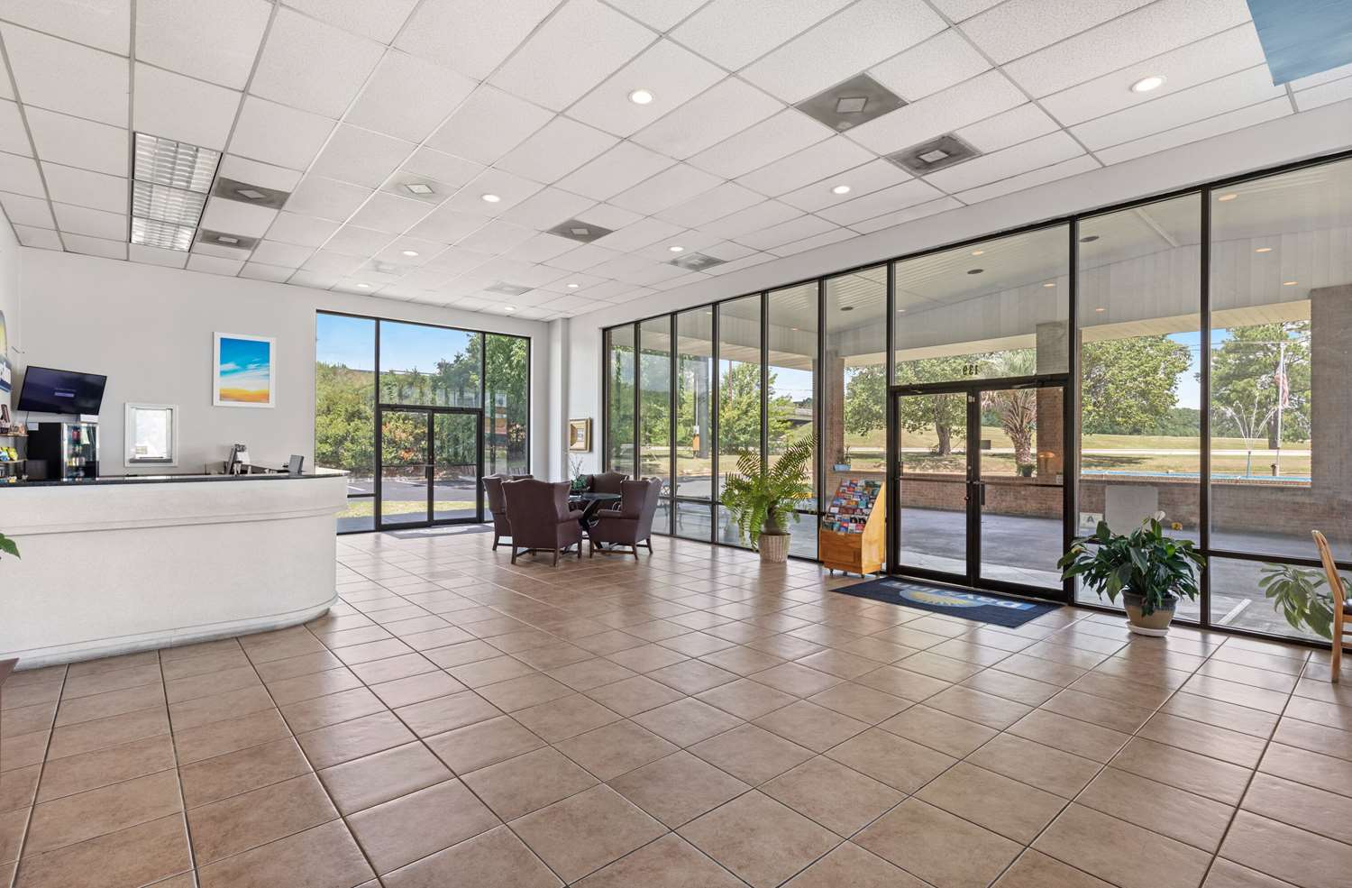 Days Inn by Wyndham - St. George, SC 6/41
