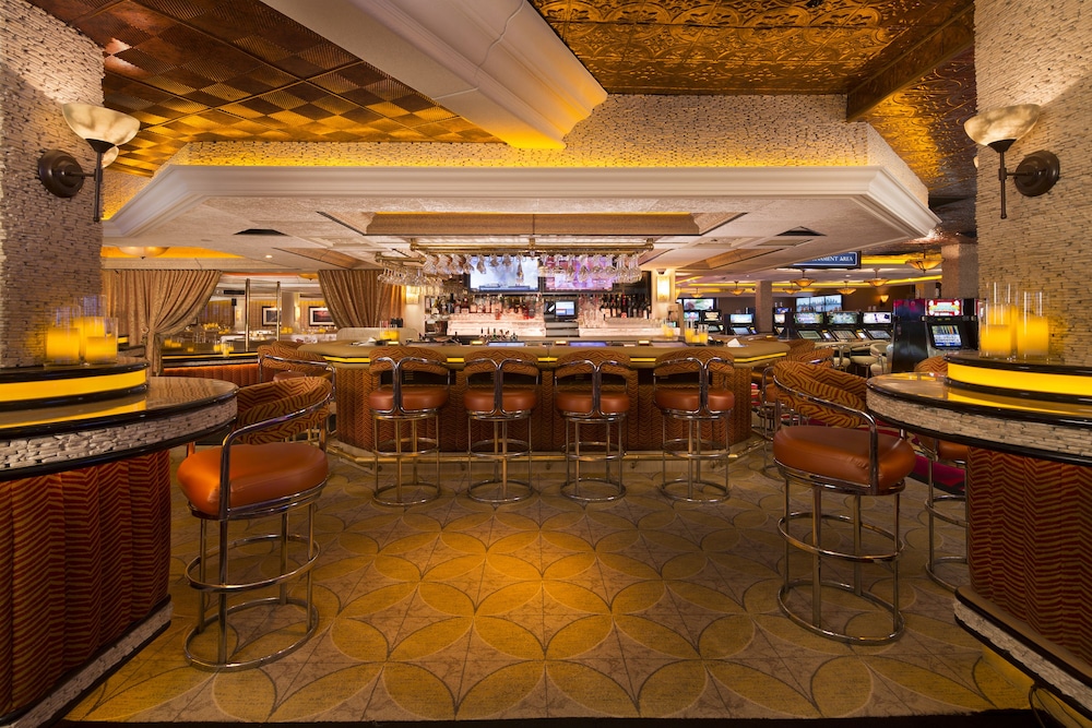 Western Village Inn & Casino 27/32