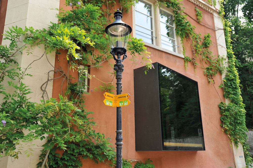 Youth Hostel Basel 6/53