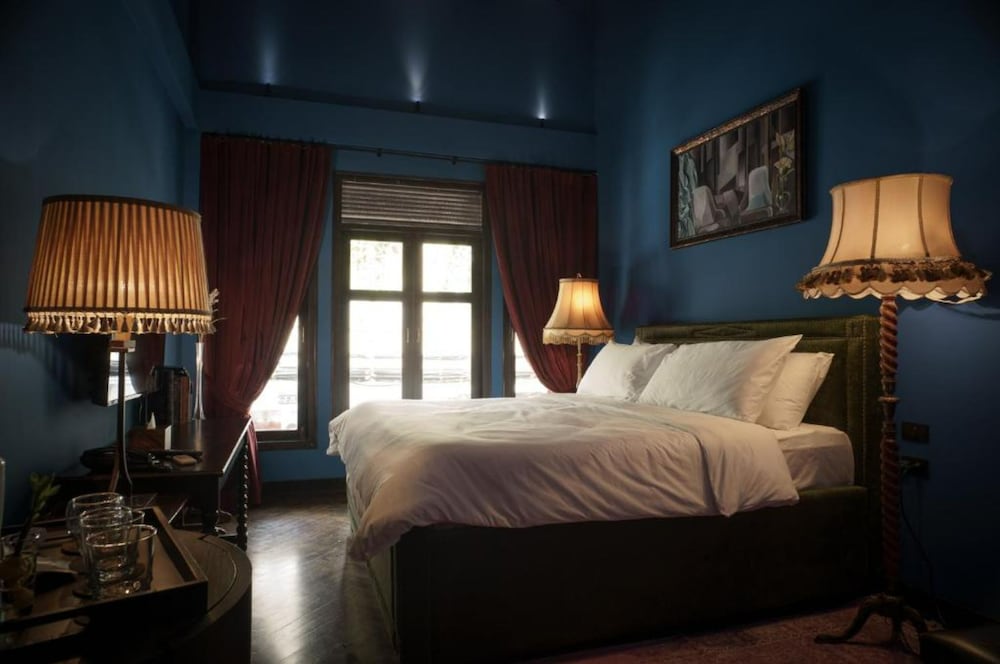 Baan Tuk Din Hotel 20/50