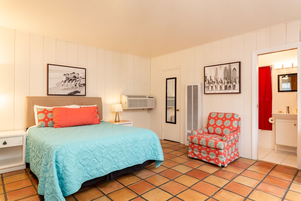 The Sea View Inn At The Beach 14/50